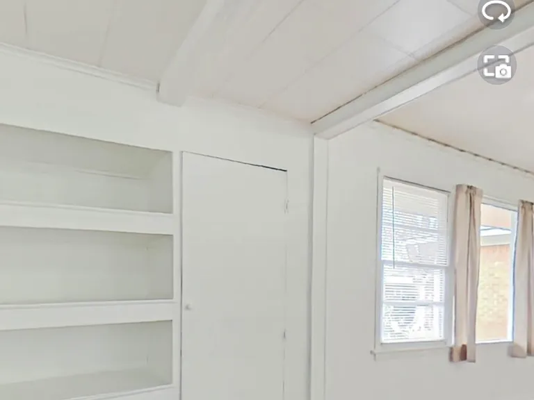 2340 San Marcus Ave — Photo 12