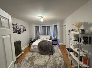 205 Lexington St UNIT 22I, Boston, MA 02128