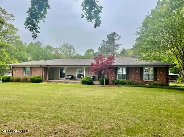 26141 State Highway 4 E, Senatobia, MS 38668