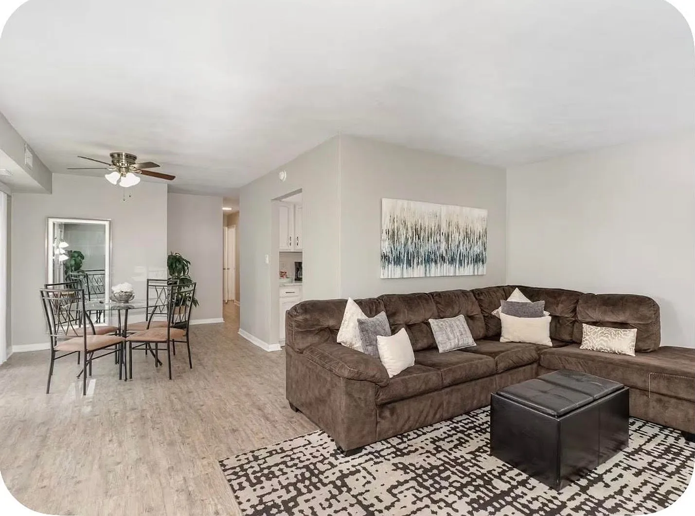 Beautiful two bedroom one bath in Quiet Community in Hummelstown — Photo 2