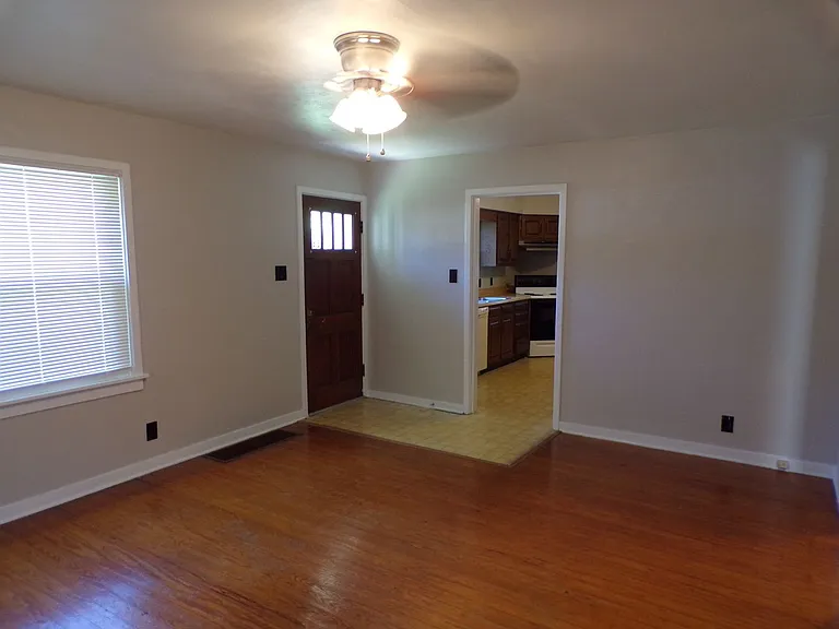1030 Florida St — Photo 4