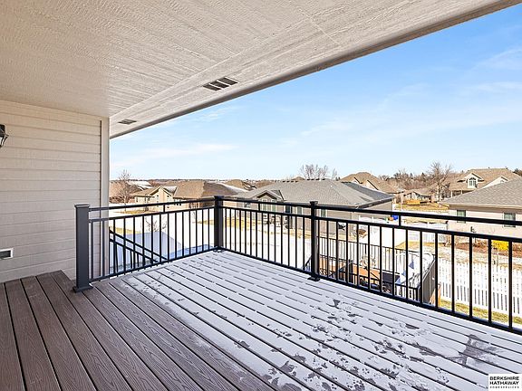 3rd image of 1908 Apollo Ln