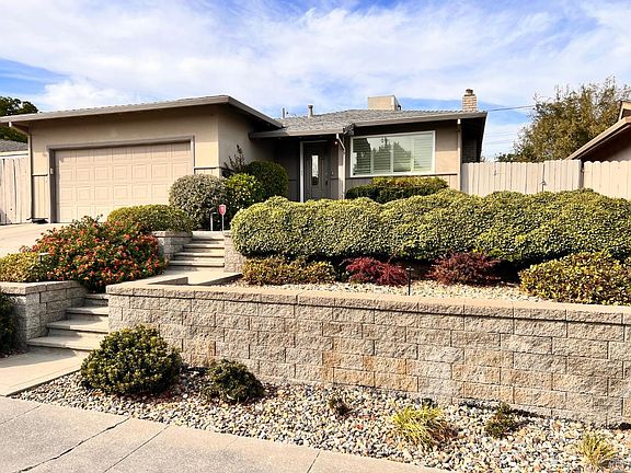 2nd image of 60 Sierra Avenue