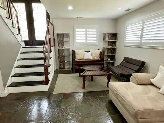 SITTING NOOK