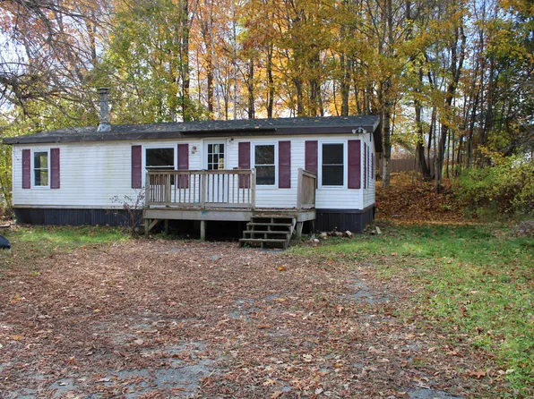 33 Brown Road, Hartland, ME 04943