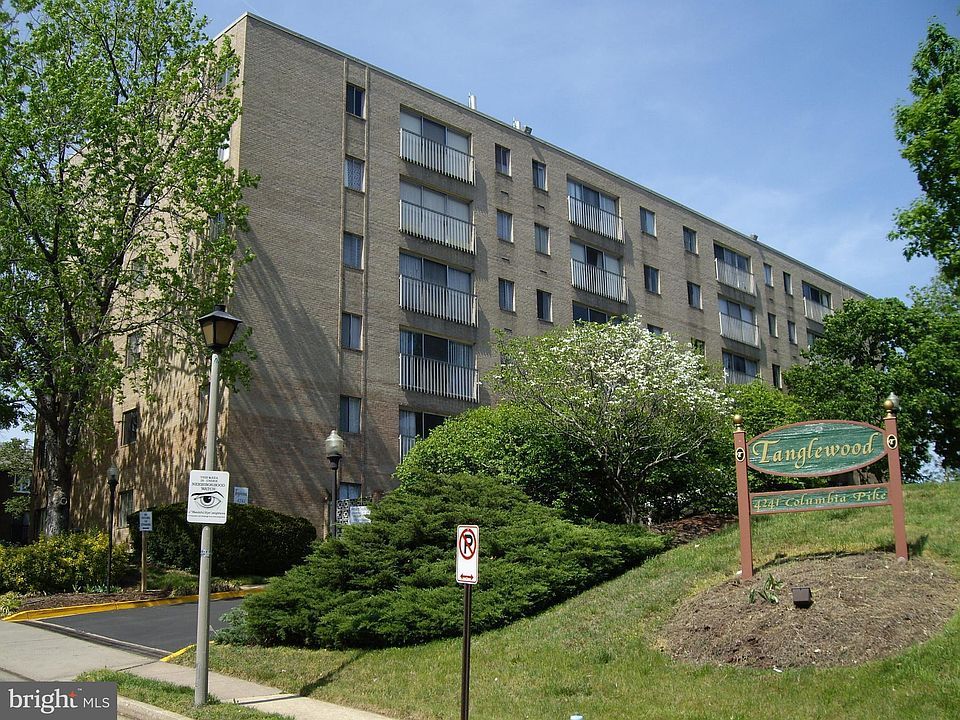 1st image of 4241 Columbia Pike APT 204