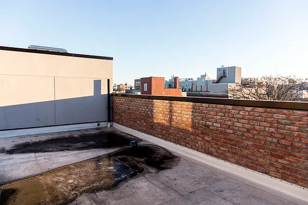 Rented by Grand & Co. | media 30