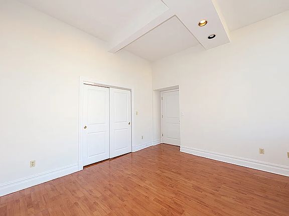 3rd image of 4502 Ditmars Blvd APT 507