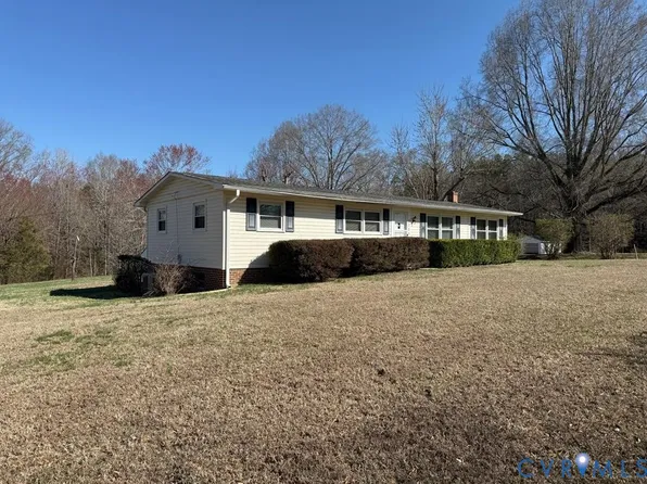 111 Page St, Farmville, VA 23901