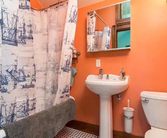 3821 N Gantenbein Ave #B — Photo 6
