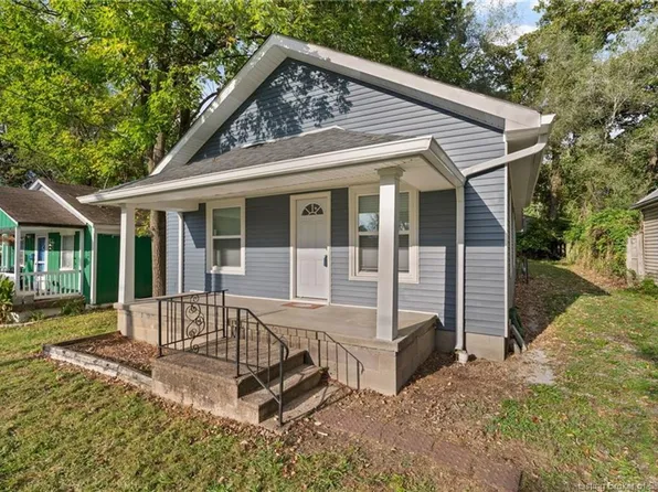352 Kahl Ct, Sellersburg, IN 47172