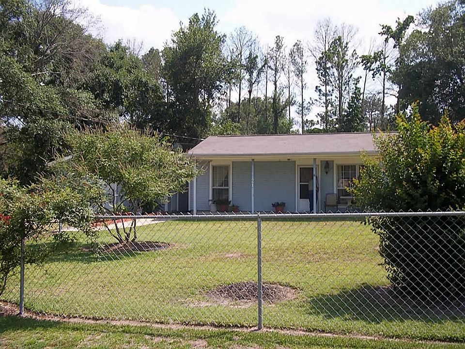 1st image of 21 Bluebird Dr