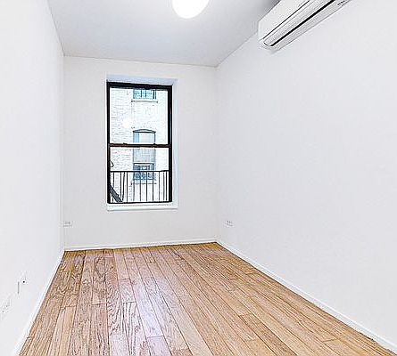 4th image of 472 Central Park W APT 3C