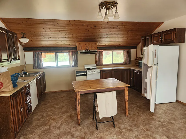 690 Swanson Mill Rd — Photo 1