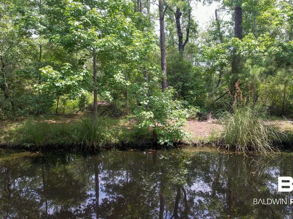 11167 McKenzie Rd, Fairhope, AL 36532