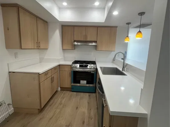 8847 Willis Ave #32, Panorama City, CA 91402