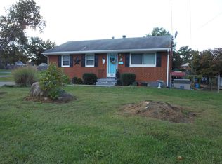 2802 Floraland Dr NW, Roanoke, VA 24012