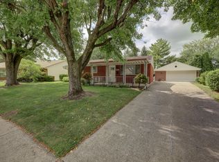 1873 Bordeaux Dr, Fairborn, OH 45324