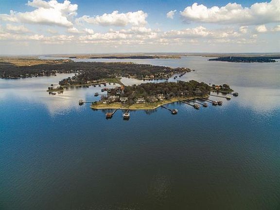 2nd image of 16 Island Dr