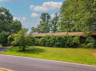 21 Spur Rd, Dover, NH 03820