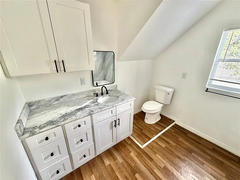 819 11th St N #3 — Photo 5
