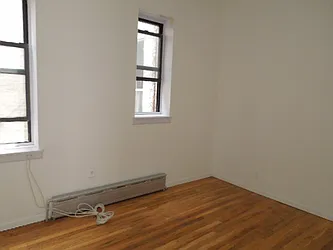 Rented by Washington Realty Corp.