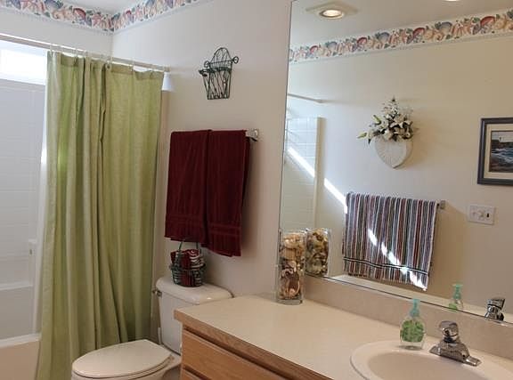 5th image of 1723 Sagewood St