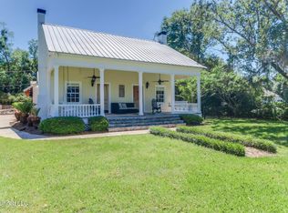 13160 Old Woolmarket Rd, Biloxi, MS 39532