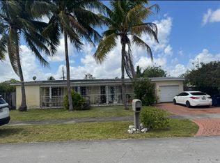 3340 SW 104th Ct, Miami, FL 33165