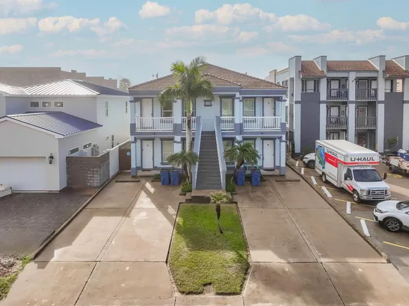 129 E Retama St #B, South Padre Island, TX 78597