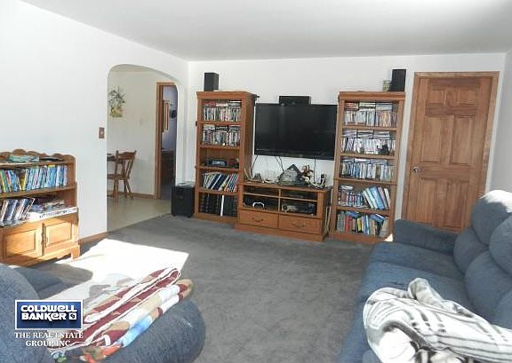 Alternative View of Living Rm