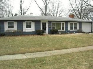 4 Pembrooke Rd, Montgomery, IL 60538