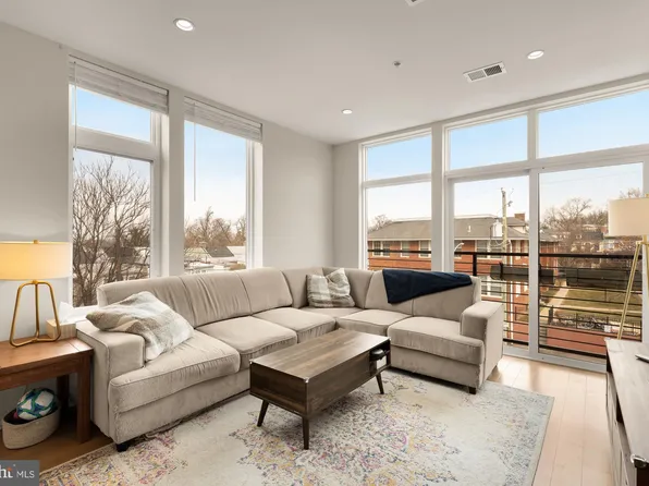 129 Varnum St NW Unit 6, Washington, DC 20011