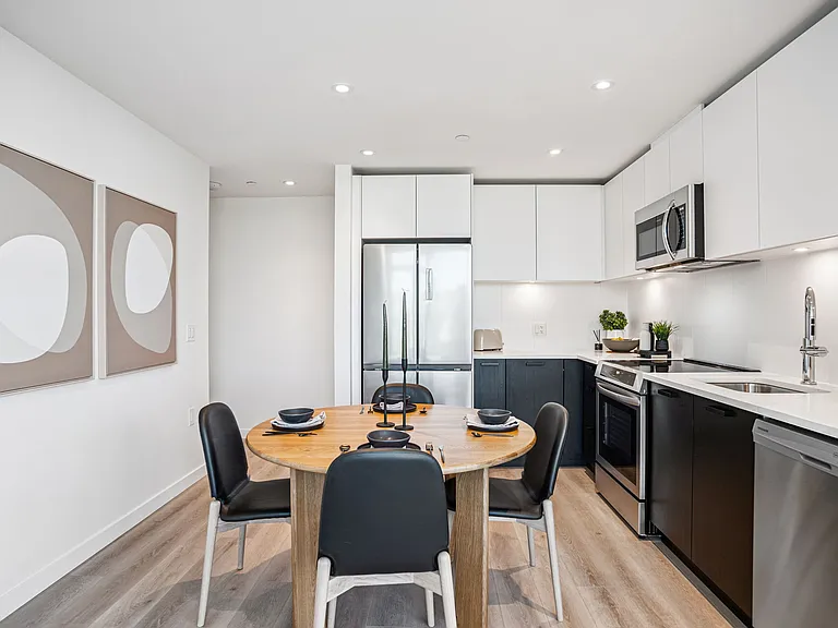 150 Braid St — Photo 109