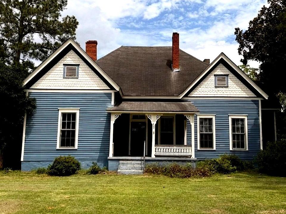 1st image of 592 Pecan St SE