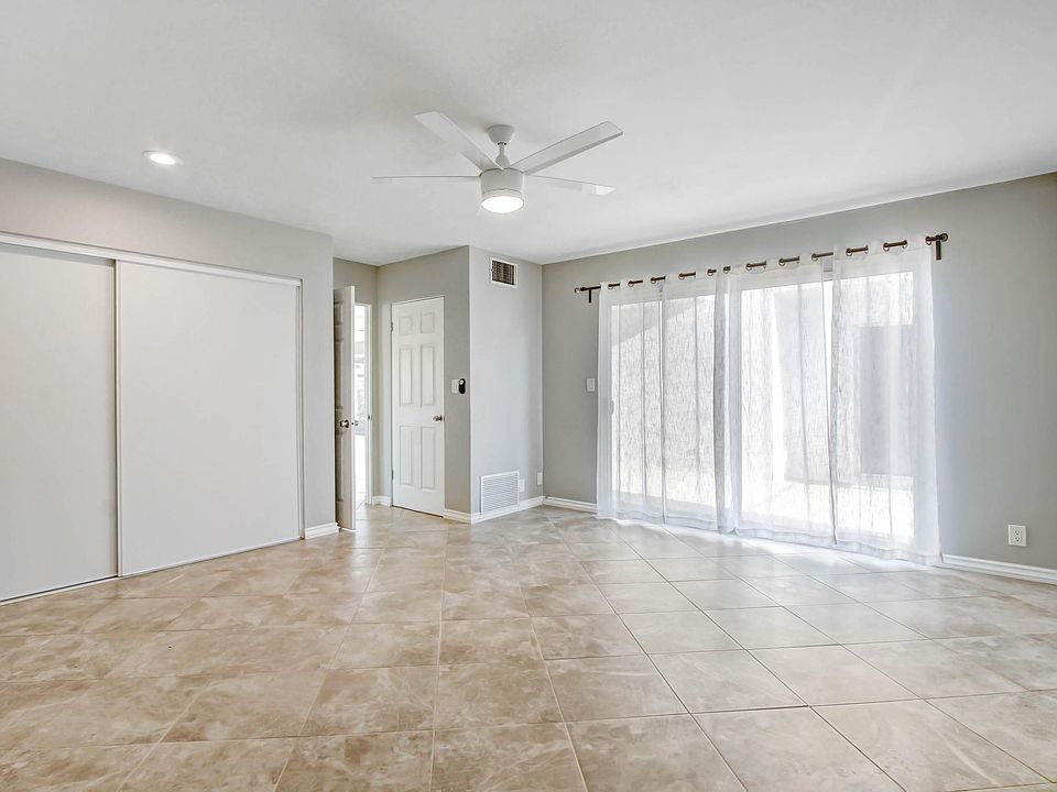 1st image of 78455 Calle Remo