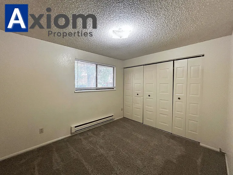 2128 Marigold St #6 — Photo 15