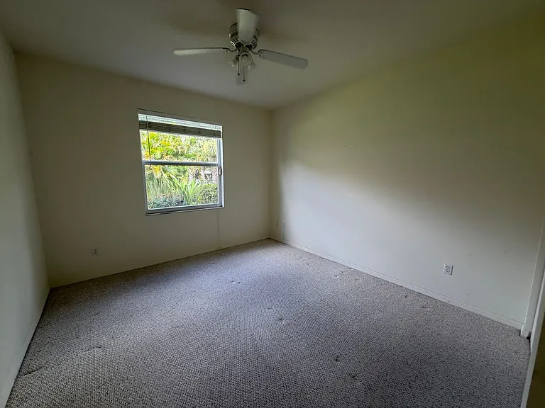 330 Robin Hood Cir #102 — Photo 17