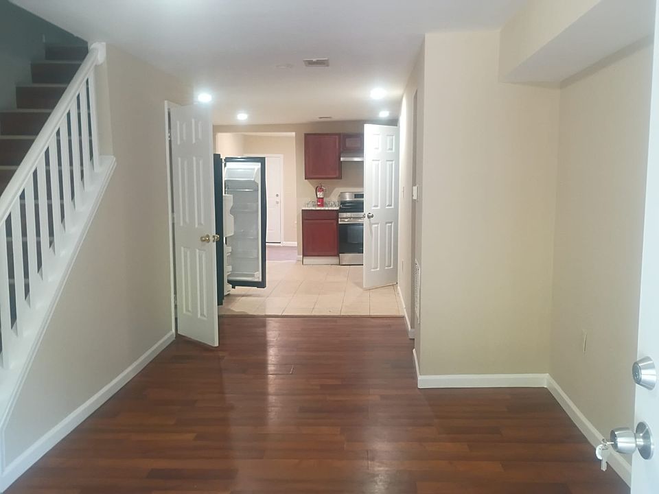 2nd image of 3011 Frederick Ave