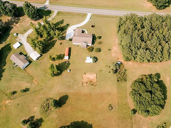 3rd image of 2242 Crawfordville Rd