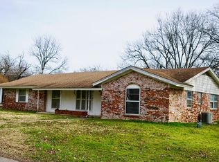225 Hawk St, Dublin, TX 76446