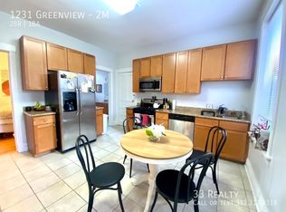 1231 N Greenview Ave APT 2M, Chicago, IL 60642