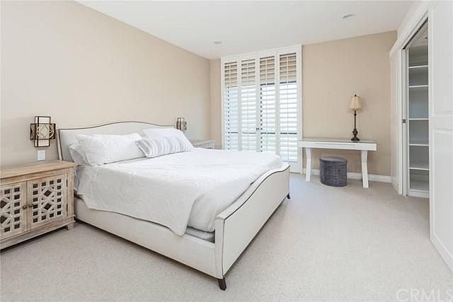 Full furnished main bedroom