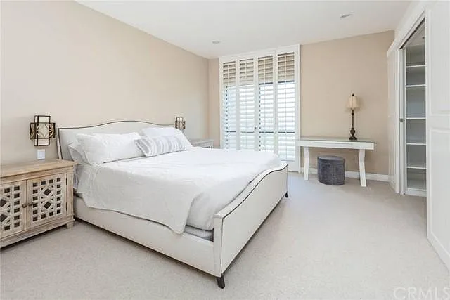 Full furnished main bedroom