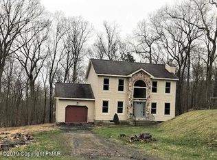 1055 Alpine Dr, East Stroudsburg, PA