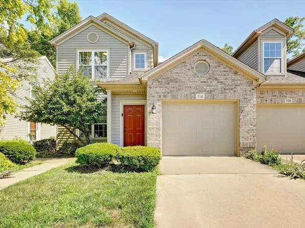 710 E Bayberry Ct E, Bloomington, IN 47401