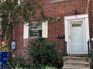 10 Kennedy St, Alexandria, VA 22305