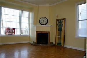 3rd image of 1163 Hollister Ave