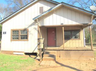 111 Gammage St, Elkhart, TX