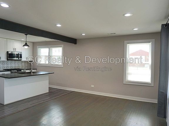 4th image of 4501 S Leamington Ave
